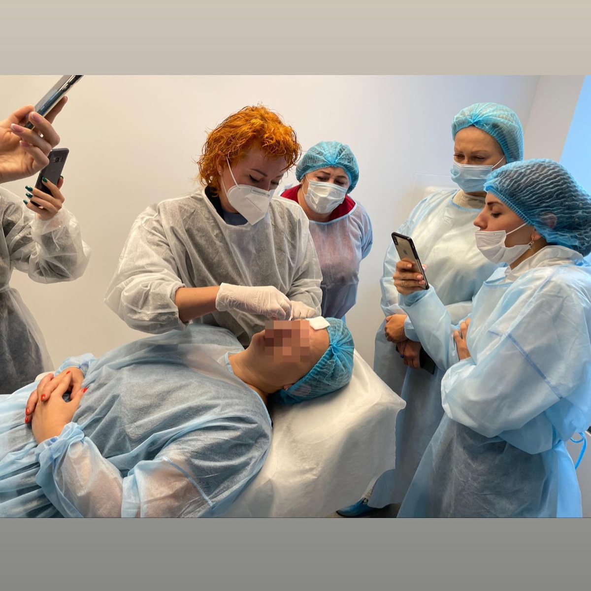 Dr. Bahneanu Olga cu echipa medicală